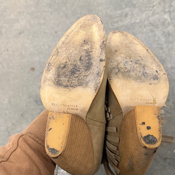 Very Volatile Tan Fringe Heeled Boots - Picture 4 of 5